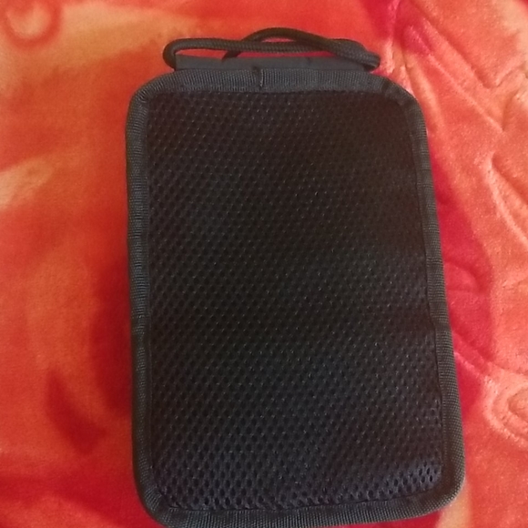 A small trip bag. - Picture 2 of 2